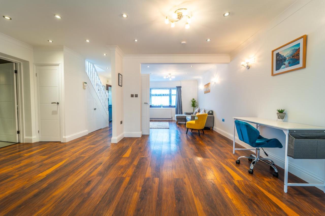 Modern Spacious 4 Bed Hayes Home With Free Parking Zewnętrze zdjęcie