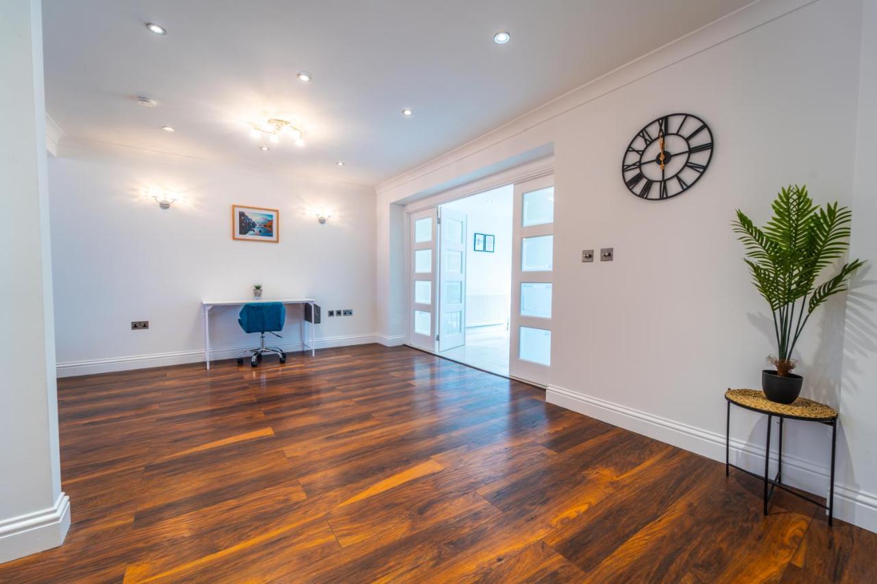 Modern Spacious 4 Bed Hayes Home With Free Parking Zewnętrze zdjęcie